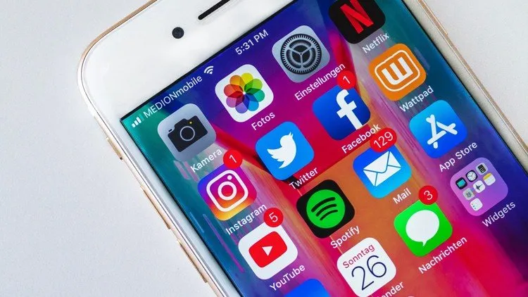 Social Media Marketing - Facebook, Twitter, Instagram Ads